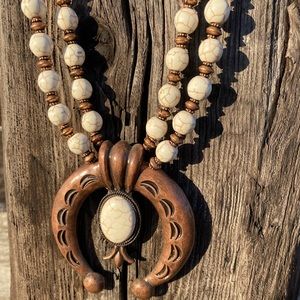 Cream Squash Necklace